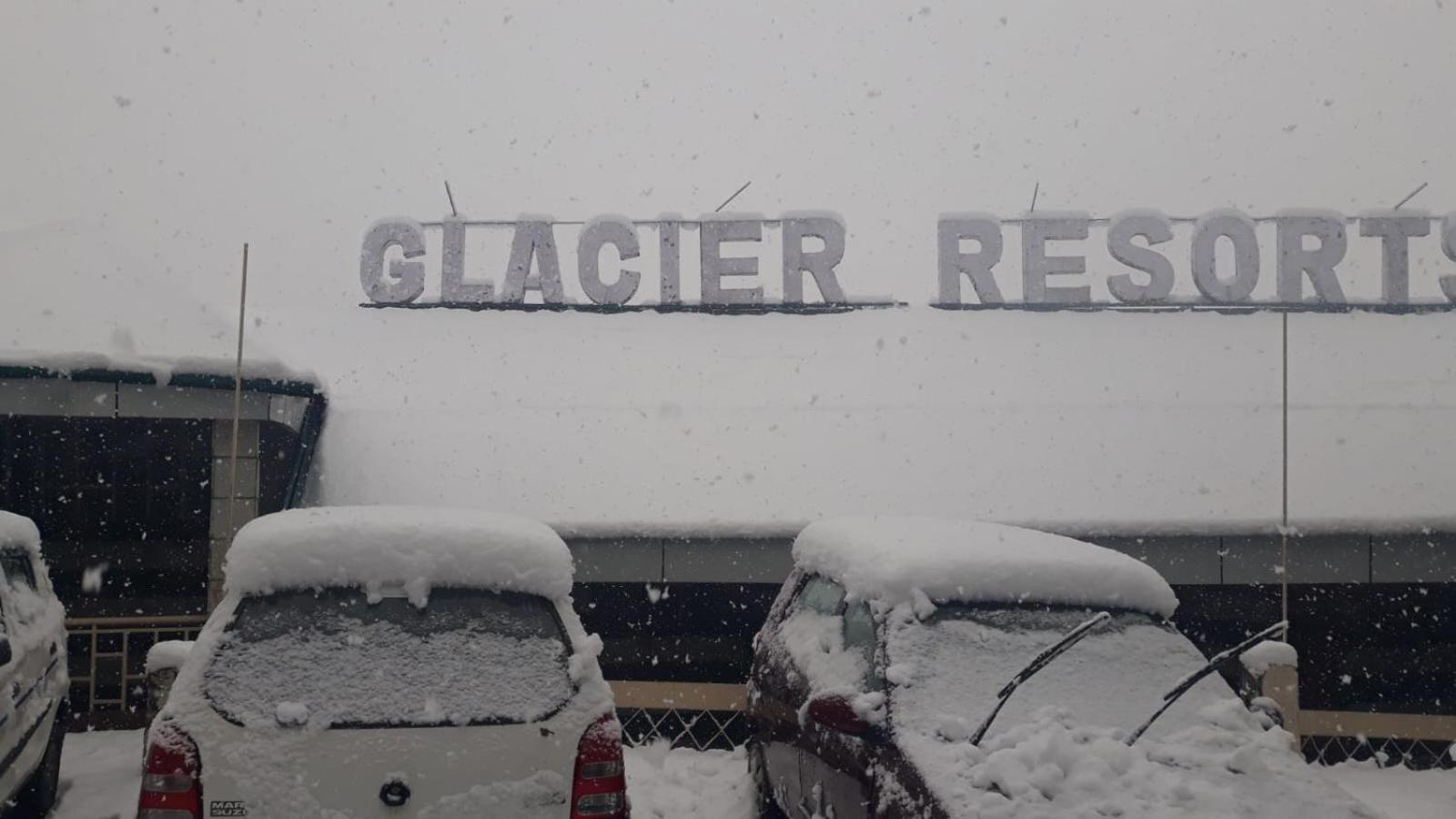 Hotel Glacier Resort Manali  Exterior photo