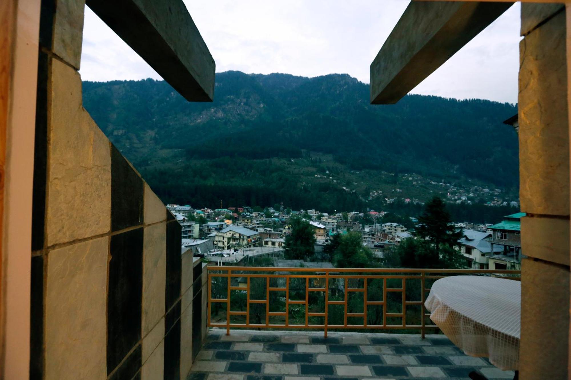Hotel Glacier Resort Manali  Exterior photo